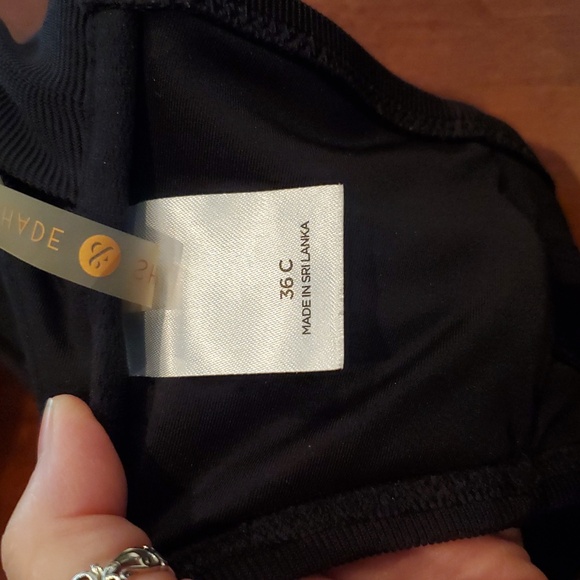 Shade & Shore Black Bikini Top With Underwire Support. Size 36 C - Picture 5 of 6